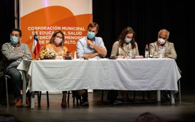 Alcalde de Puente Alto junto a representantes de las comunidades educativas mantuvieron un conversatorio para detectar y prevenir la violencia y el abuso en establecimientos municipales