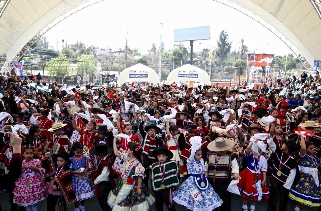 Un masivo y emocionante Campeonato de Cueca Escolar se vivió en Puente Alto