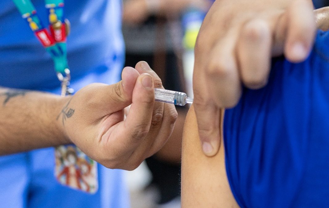 Dirección de salud refuerza puntos de vacunación contra la influenza