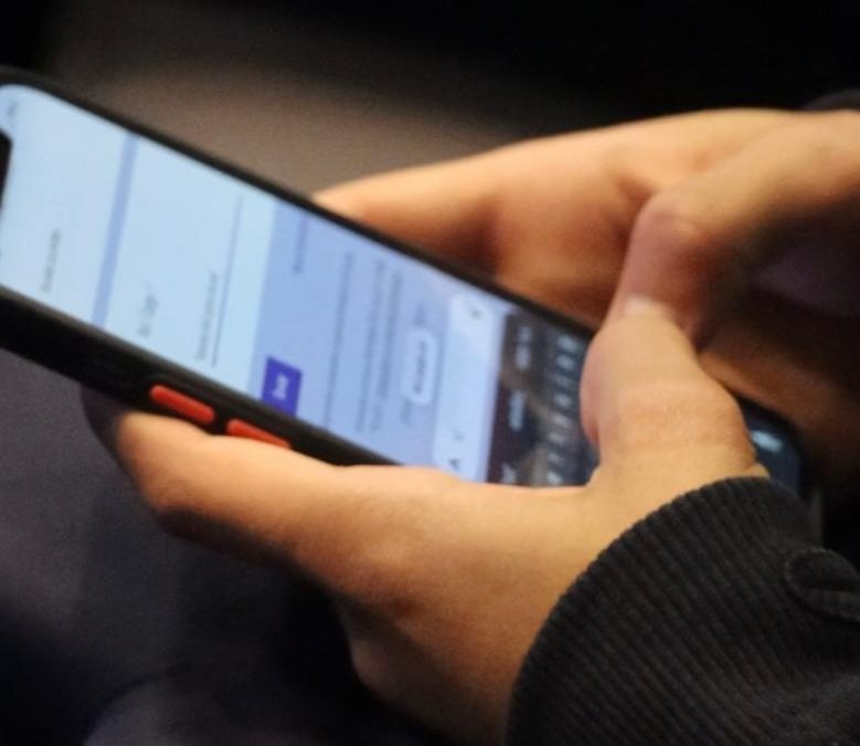 Uso de celulares en el aula: alcances de la Ley 21.801